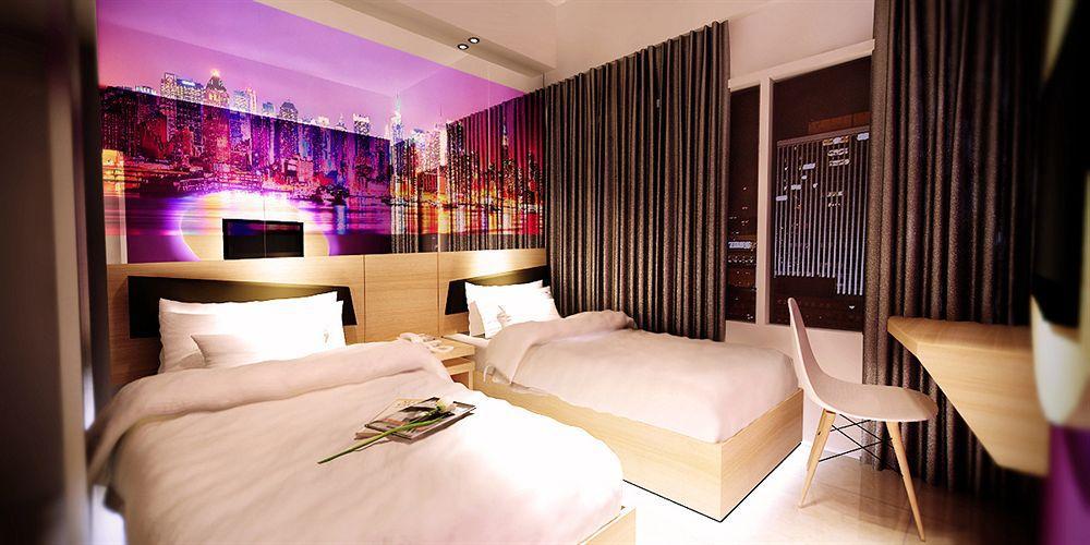 G Suites Hotel By Amithya Сурабая Екстериор снимка