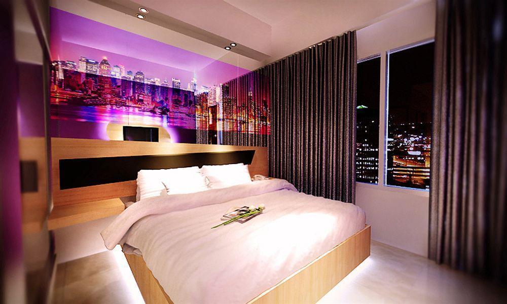 G Suites Hotel By Amithya Сурабая Екстериор снимка