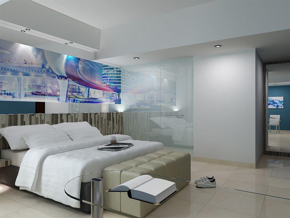 G Suites Hotel By Amithya Сурабая Екстериор снимка
