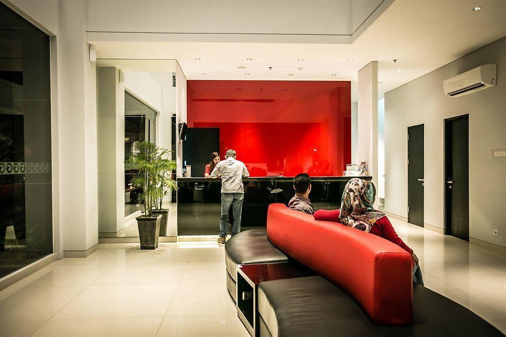 G Suites Hotel By Amithya Сурабая Екстериор снимка
