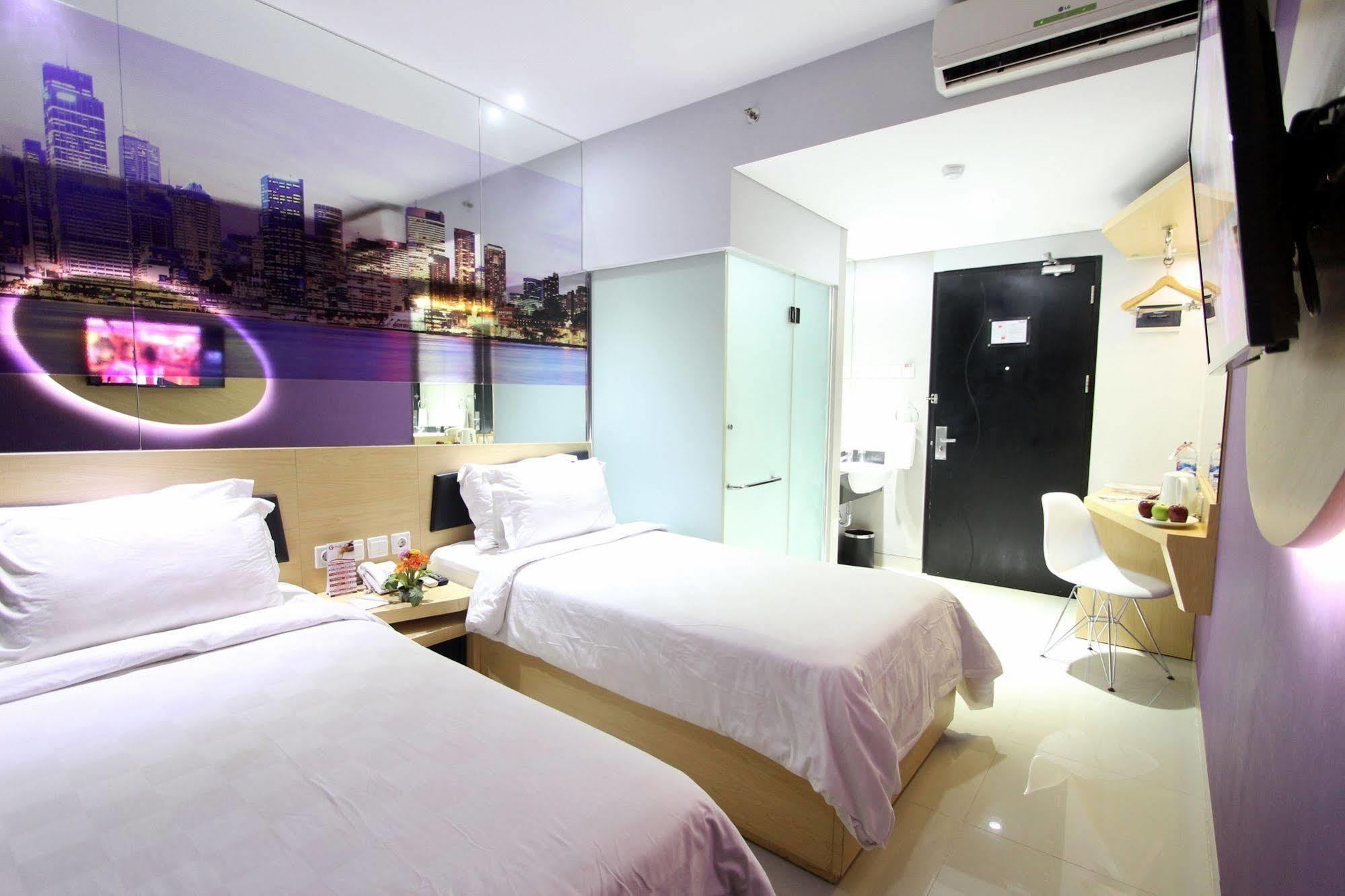 G Suites Hotel By Amithya Сурабая Екстериор снимка